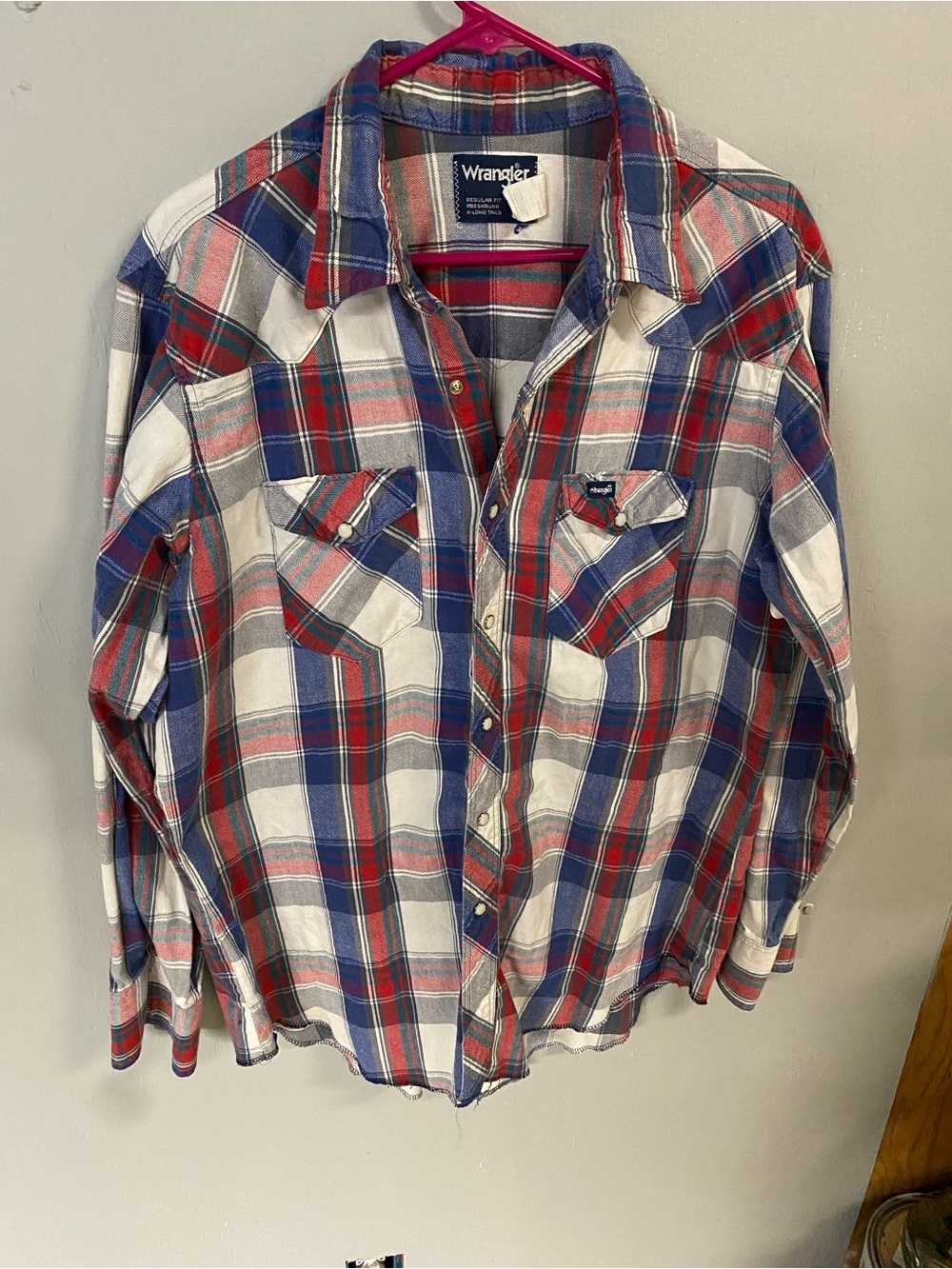 Wrangler Plaid Button-Up Shirt in Red, Blue, White
